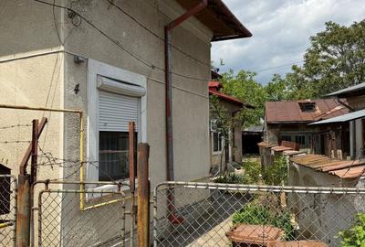 Casă cu 4 camere în Bărcănești - 2