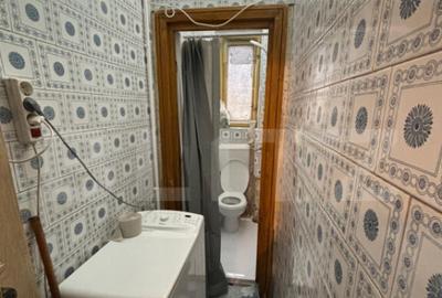 Camera de camin de vanzare cu baie propie, parter - ?te - 5