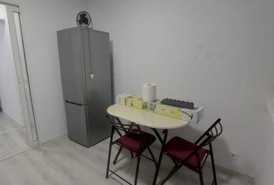 Apartament cu 2 camere decomandat în Micro 6 - 2