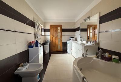 Casa individuala 7 camere 4 Bai | 764 mp Teren | Zona Planetelor Giroc - 16