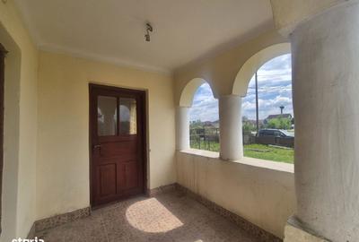 Casă cu 4 camere în Iezureni - 4