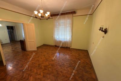 Casă individuală cu 8 camere cu Canalizare în Elisabetin - 9