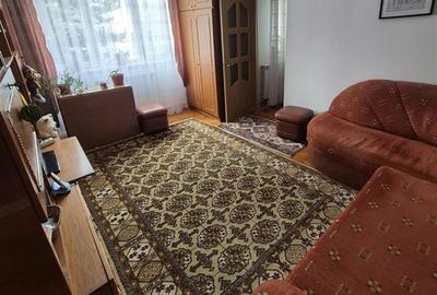 Apartament cu 2 camere nedecomandat în George Enescu