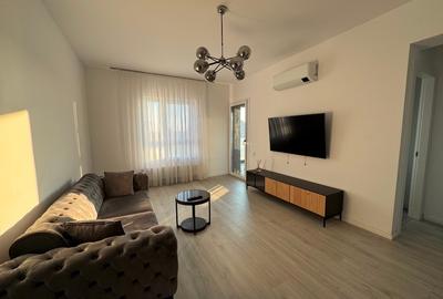 Proprietar, inchiriez apartament 2 camere decomandat, pacare subterana