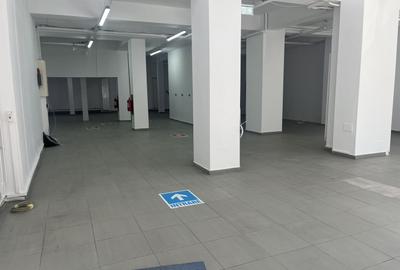 Spațiu comercial, de 230 mp, în 1 Mai - 3