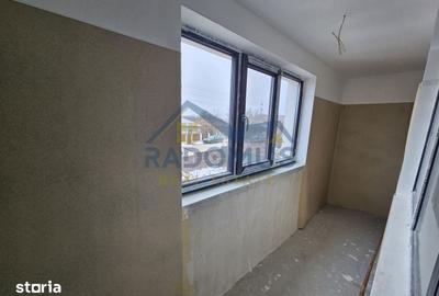 Casă cu 8 camere cu Teren 600 Mp în Central - 12