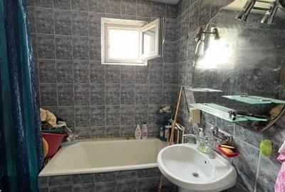 Apartament 3 Camere Decomandat - Gradinari - 8