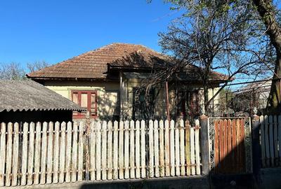 Casă cu 5 camere cu Teren 2000 Mp în Bălțești - 7