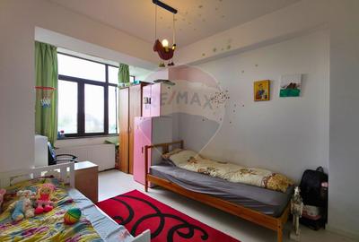 Apartament cu 3 camere semidecomandat, mobilat în 1 Decembrie - 5