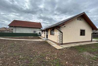 Casă cu 3 camere cu Teren 805 Mp în Dumbrava - 8