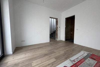 Casa Individuala.In Oras.Proiect Modern.Car Port - 7