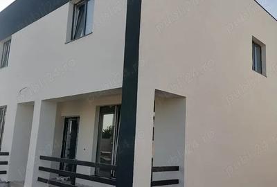 Casă cu 4 camere în Central - 7