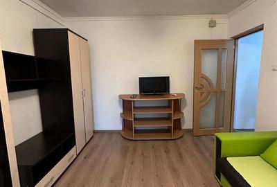 Garsonieră decomandată, mobilată în Complex Studențesc