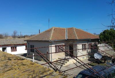 Casă cu 4 camere în Sinoie - 6