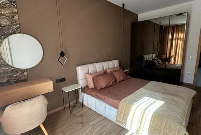 Apartament cu 2 camere decomandat în Tractorul - 3