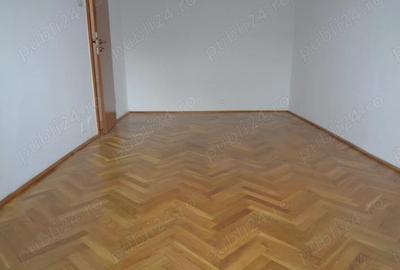 Apartament cu 4 camere decomandat în Micălaca - 2