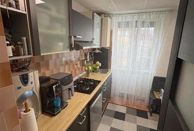 Apartament cu 2 camere decomandat, mobilat în Hipodrom 3 - 4