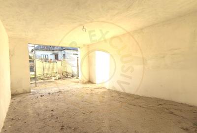 Casă individuală cu 5 camere cu Canalizare în Retevoiești - 3