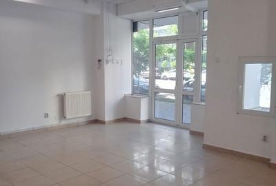 Spațiu comercial, de 85 mp, în Alexandru cel Bun