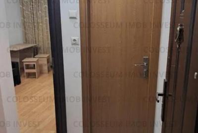 Garsonieră semidecomandată în Tractorul