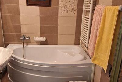 Apartament cu 3 camere decomandat în Central - 6