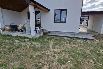Casă cu 3 camere cu Teren 444 Mp în Central - 6