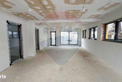 Casă cu 6 camere cu Teren 822 Mp în Central - 8