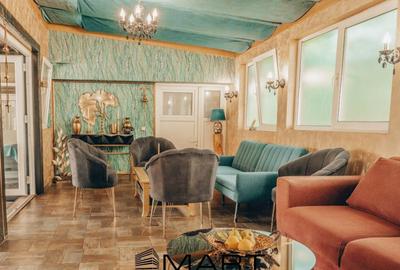 Casă cu 5 camere cu Teren 472 Mp în Central - 8