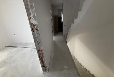 Triplex superb cu 3 apartamente invididuale pe 2 nivele P+1+2E in Bucurestii Noi - 7