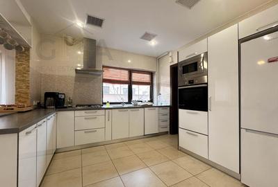 Casă individuală cu 5 camere cu Canalizare în Gheorgheni - 3