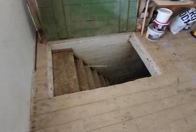 Casă cu 6 camere cu Canalizare în Caransebeș - 2