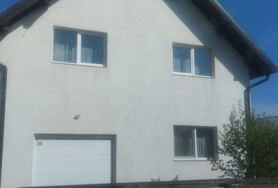 Casă cu 4 camere cu Teren 336 Mp în Rădăuți - 2