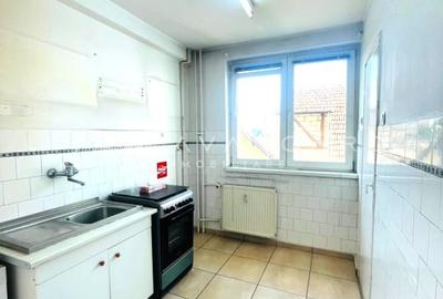 Apartament cu 3 camere semidecomandat în Grigorescu - 10