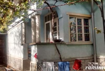 Casă cu 3 camere cu Teren 800 Mp în Beiuș - 2