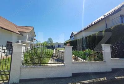 Casă cu 5 camere cu Teren 767 Mp în Central