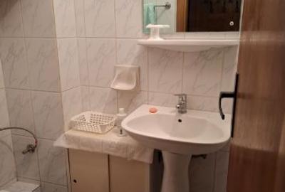 Apartament cu 3 camere decomandat în Aradului - 8