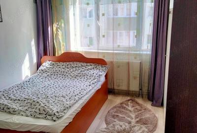 Apartament cu 3 camere semidecomandat în Central - 13