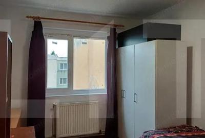 Apartament cu 3 camere semidecomandat în Central - 2