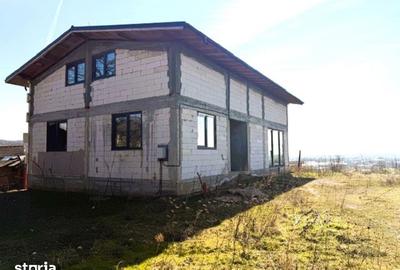 Casă cu 5 camere cu Teren 1490 Mp în Curtișoara - 4