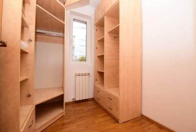 Casă individuală cu 5 camere cu Canalizare în Metalurgiei - 12