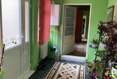 Casă cu 5 camere cu Teren 1348 Mp în Central - 3