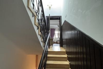 Duplex cu 4 camere cu Canalizare în Democrației - 9