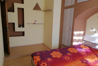 Inchirieri apartamentv3 camere - 2