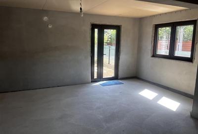 Casa de vânzare in Strejnicu - 4