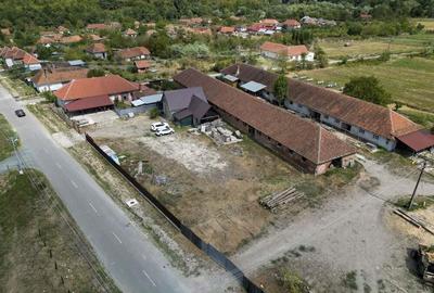 Casa tip duplex cu teren generos in Dezna - 11