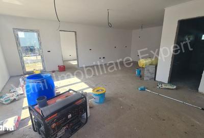 Casă cu 3 camere cu Teren 251 Mp în Central - 12