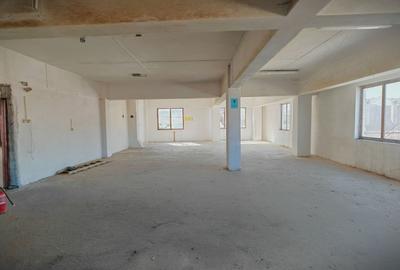 Birou, de 1,380 mp, în Central - 1