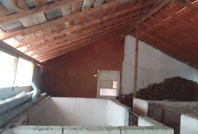 Casă cu 3 camere cu Teren 1700 Mp în Central - 4