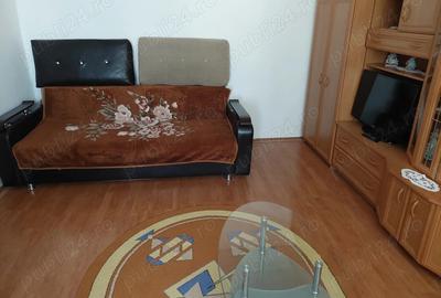 Inchiriez apartament 2 camere - 4
