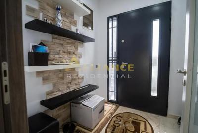 Casă cu 6 camere cu Teren 350 Mp în Berceni - 1